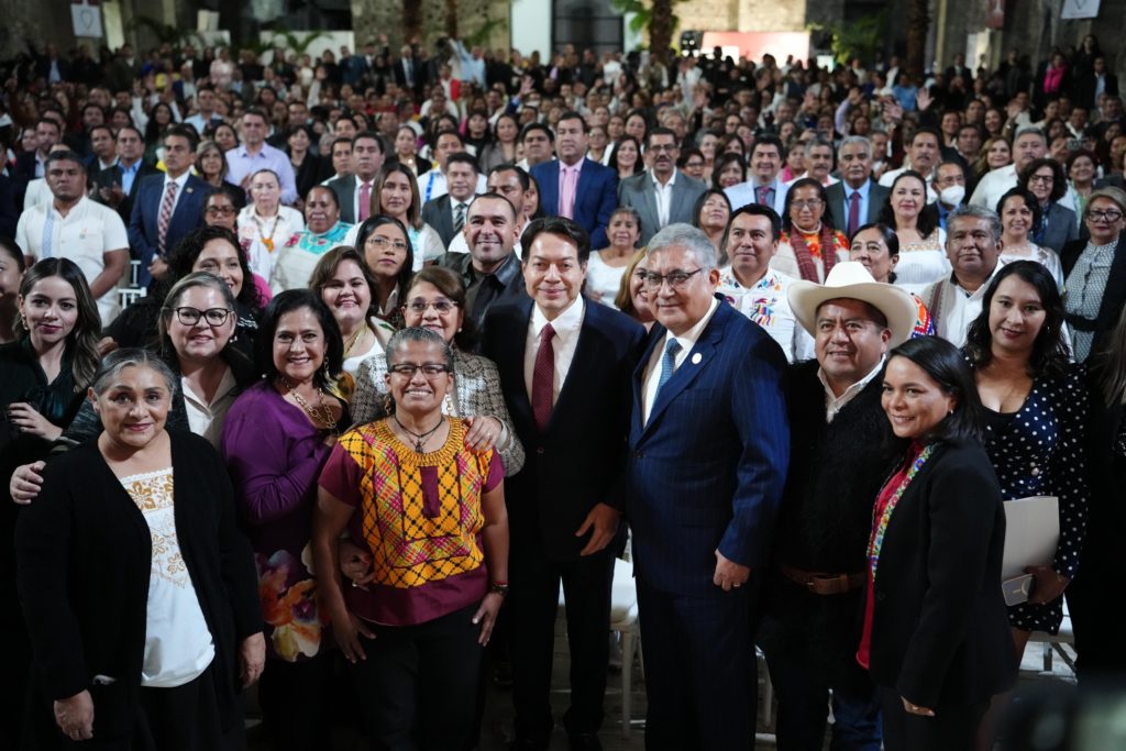 <br>Convoca SEP al magisterio nacional a elaborar de manera conjunta nuevas reglas para la promoción y ascenso docente