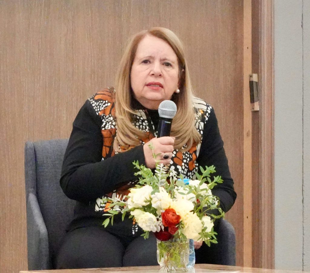 EXHORTA LORETTA ORTIZ A FUNCIONARIOS Y LEGISLADORES DE TODO EL PAÍS A DEJAR DE LADO LOS COLORES DE PARTIDO Y UNIRSE EN TORNO A LA PROMOCIÓN DE LA ELECCIÓN DEL PODER JUDICIAL