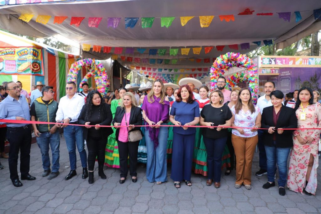 Inicia la Feria del Bicentenario de Tecámac; está Llena de Folklor y Grandes Espectáculos Gratuitos
<br>