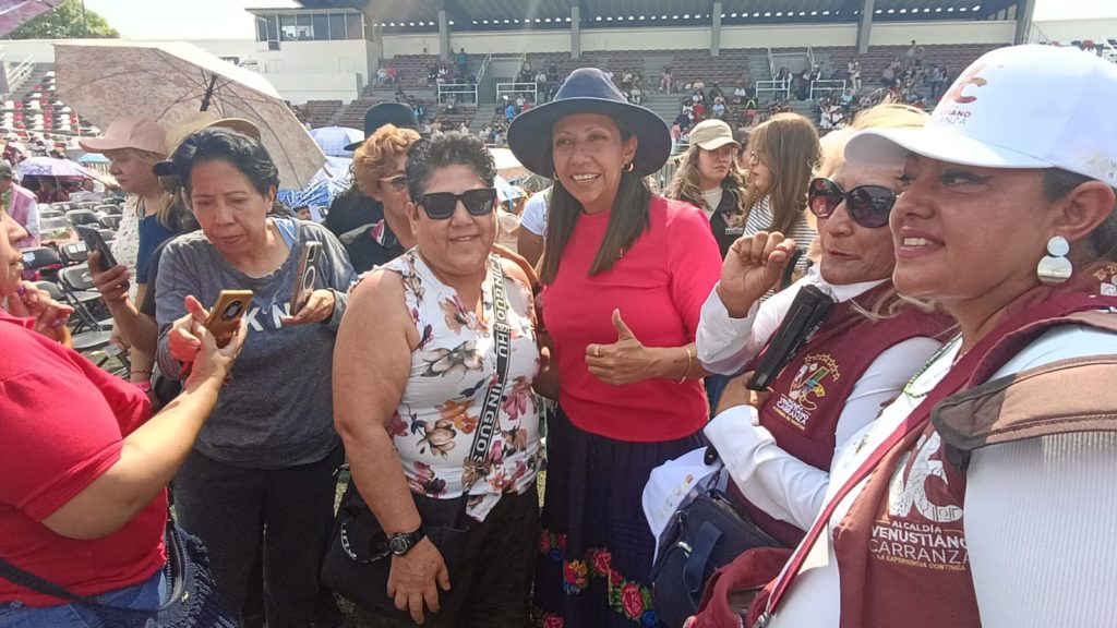 V. Carranza celebra a más de 6 mil madres con un gran concierto