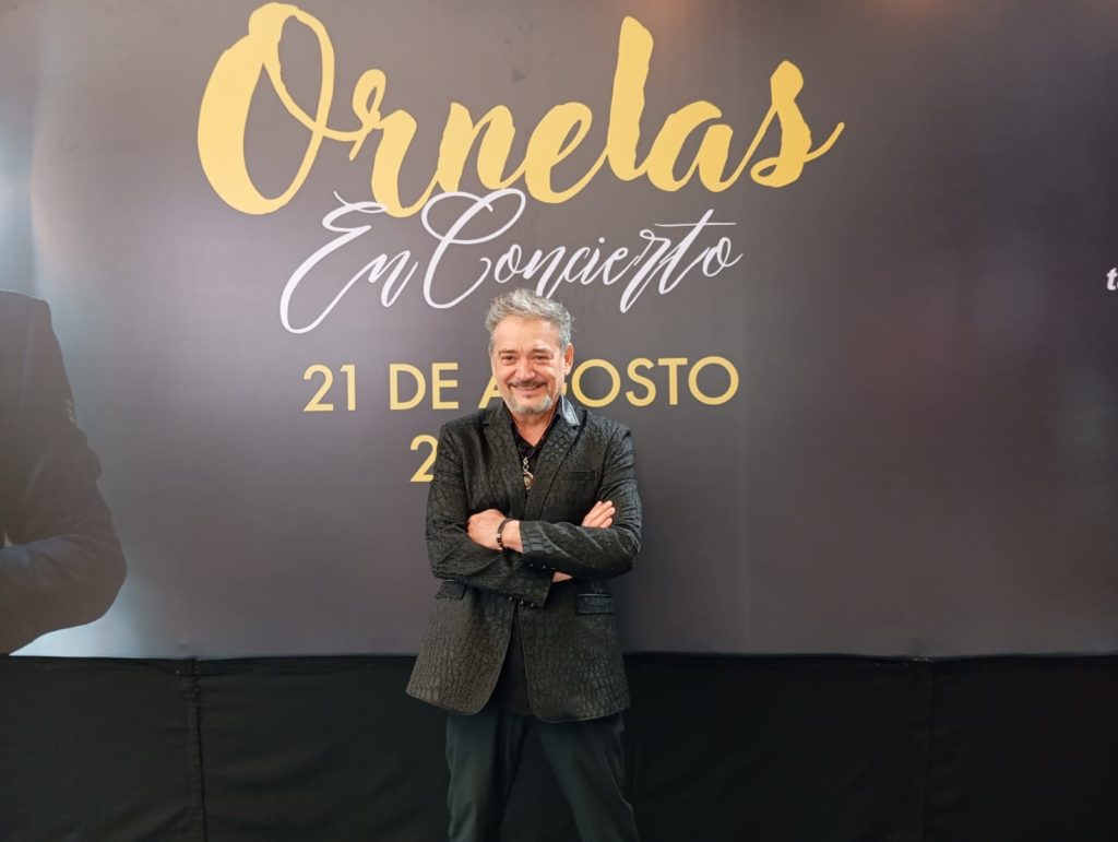 LA CANCIÓN SE VUELVE TEMPLO: RAÚL ORNELAS BUSCARÁ LA INMORTALIDAD EN EL AUDITORIO NACIONAL