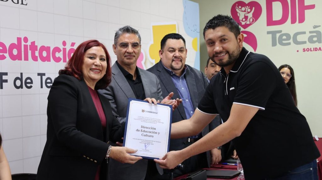 Entregan Constancias de Acreditación para la Enseñanza del Inglés en Estancias Infantiles del DIF Tecámac