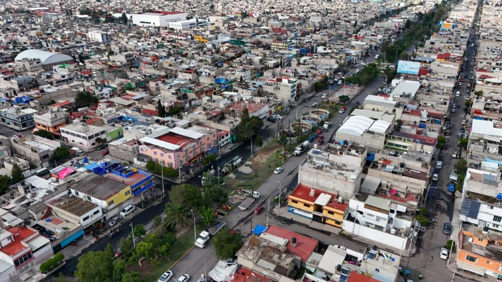 Nezahualcóyotl avanza en la recuperación: más del 90% de calles ya limpias tras las inundaciones
