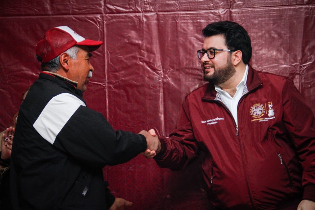 SUPERVISA ALCALDE ISAAC MONTOYA AVANCES DE LA OBRA DEL MURO DE CONTENCIÓN DEL TALUD EN LA OLÍMPICA RADIO