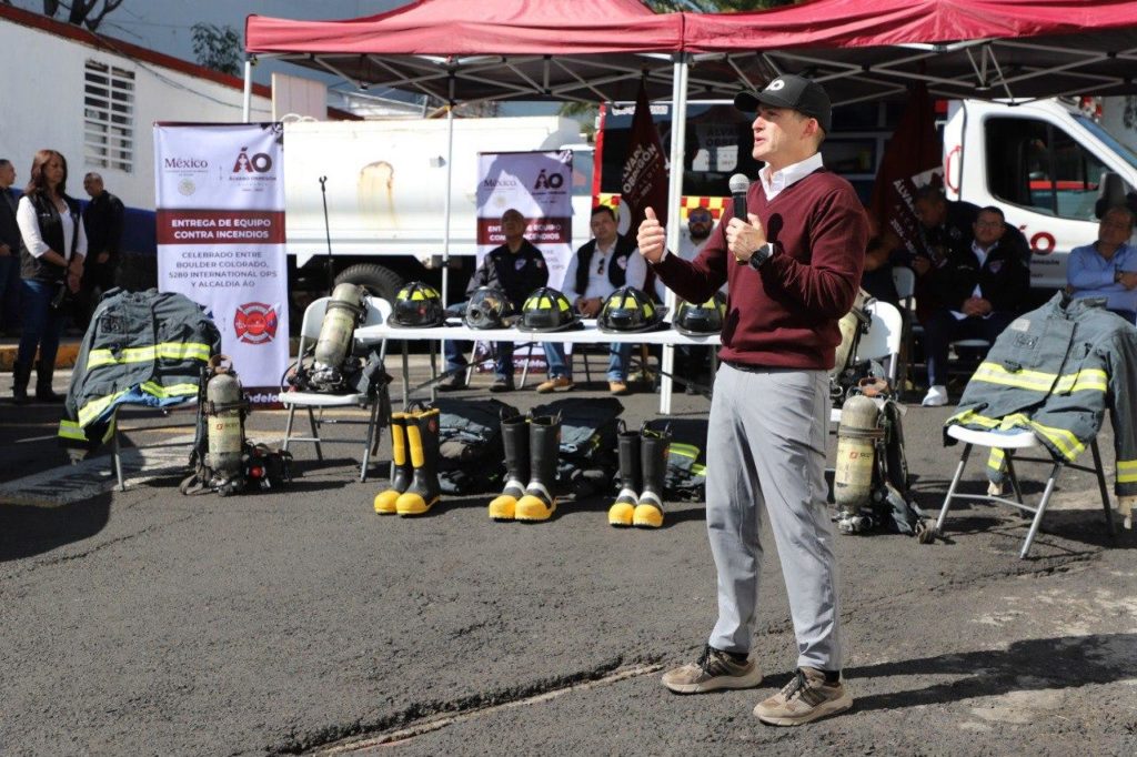 RECIBE ALCALDÍA ÁLVARO OBREGÓN DONACIÓN DE EQUIPO CONTRA INCENDIOS