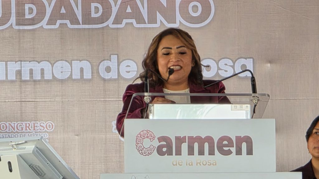 Presenta María del Carmen de la Rosa Informe Legislativo innovador ante más de 7 mil asistentes
