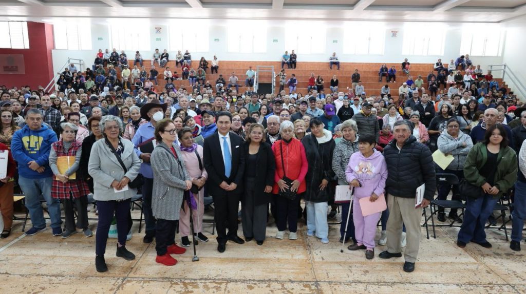 Entregan 739 Testamentos para dar Certeza Jurídica a las Familias Tecamaquenses