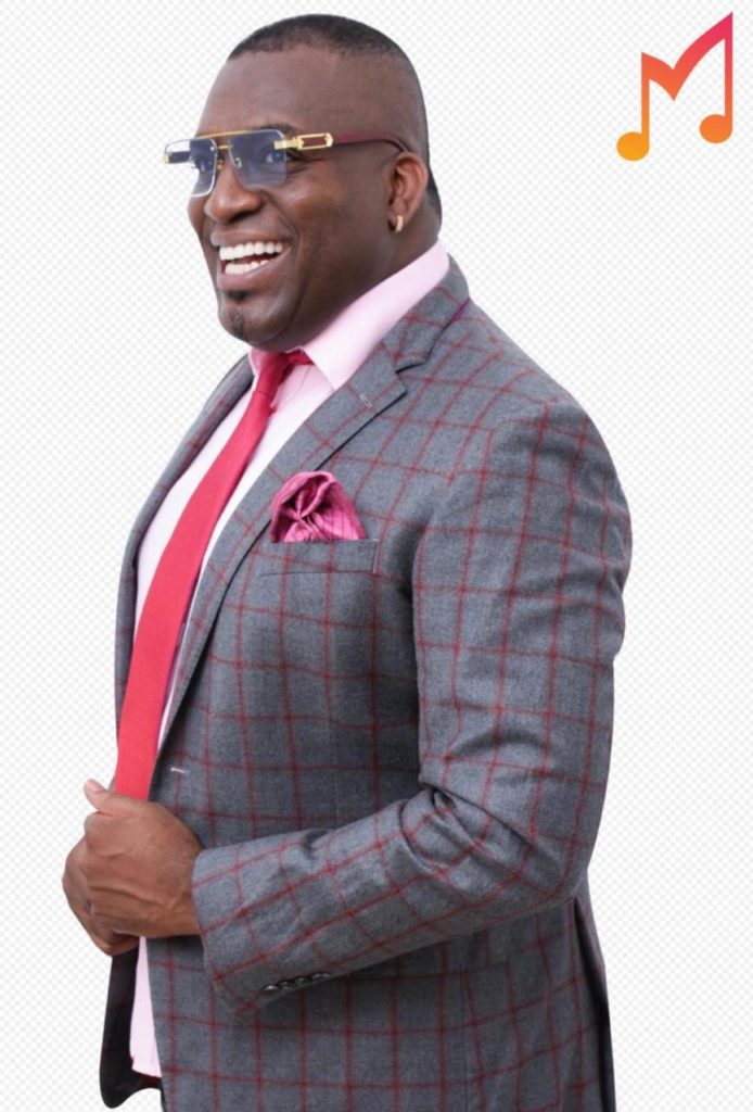 MAURO MOSQUERA PRESENTA EN MÉXICO SU NUEVO SENCILLO “UN BESO”, LLENO DE ALMA, SABOR Y HERENCIA SALSERA