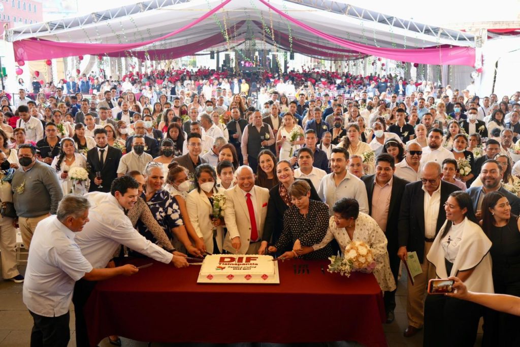 TLALNEPANTLA CONSOLIDA EL BIENESTAR FAMILIAR CON JORNADA DE MATRIMONIOS COLECTIVOS