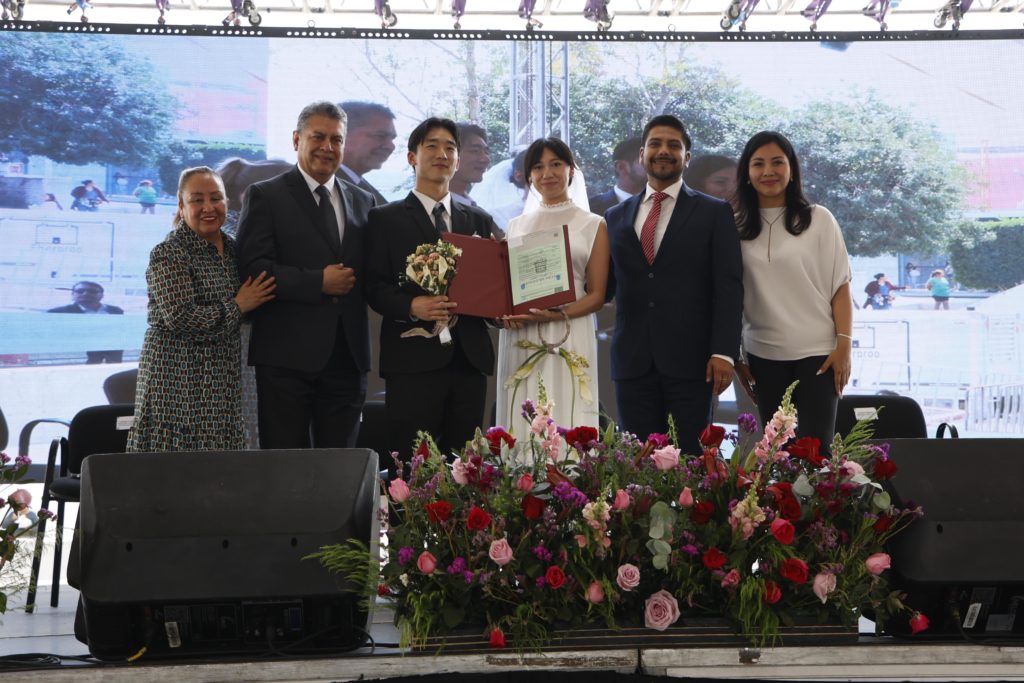 Más de 950 parejas unen sus vidas en los Matrimonios Colectivos Neza 2026