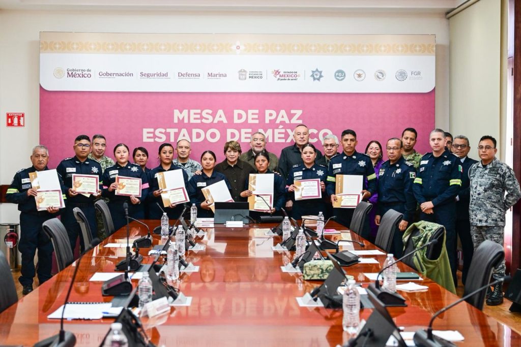 Mujeres se manifiestan con libertad en marchas del 8M en EdoMéx; reconoce Gobernadora Delfina Gómez labor del personal de seguridad que participó