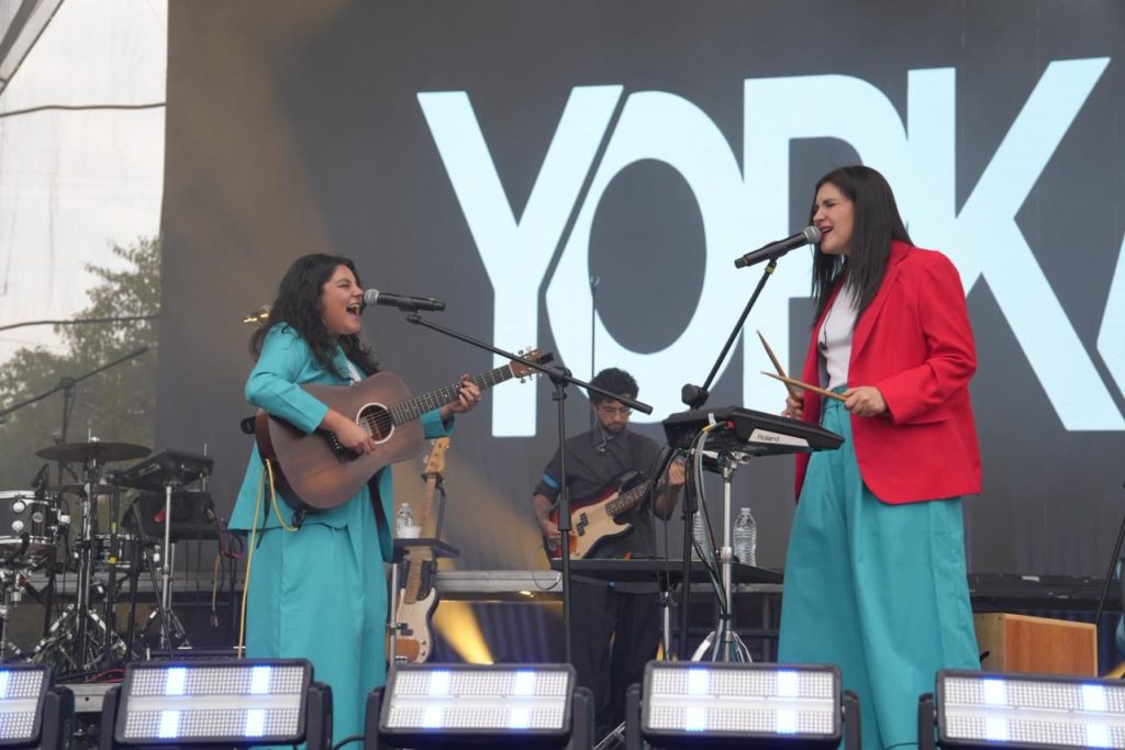 Cuautitlán Izcalli vibra al ritmo Sabino y Esteman en el FestivalIzcallense Arte, Queso y Vino 2026