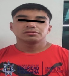 Policías de Nezahualcóyotl detienen a una persona con más de 200 dosis de narcóticos